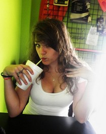 Anya Krey en un anal por